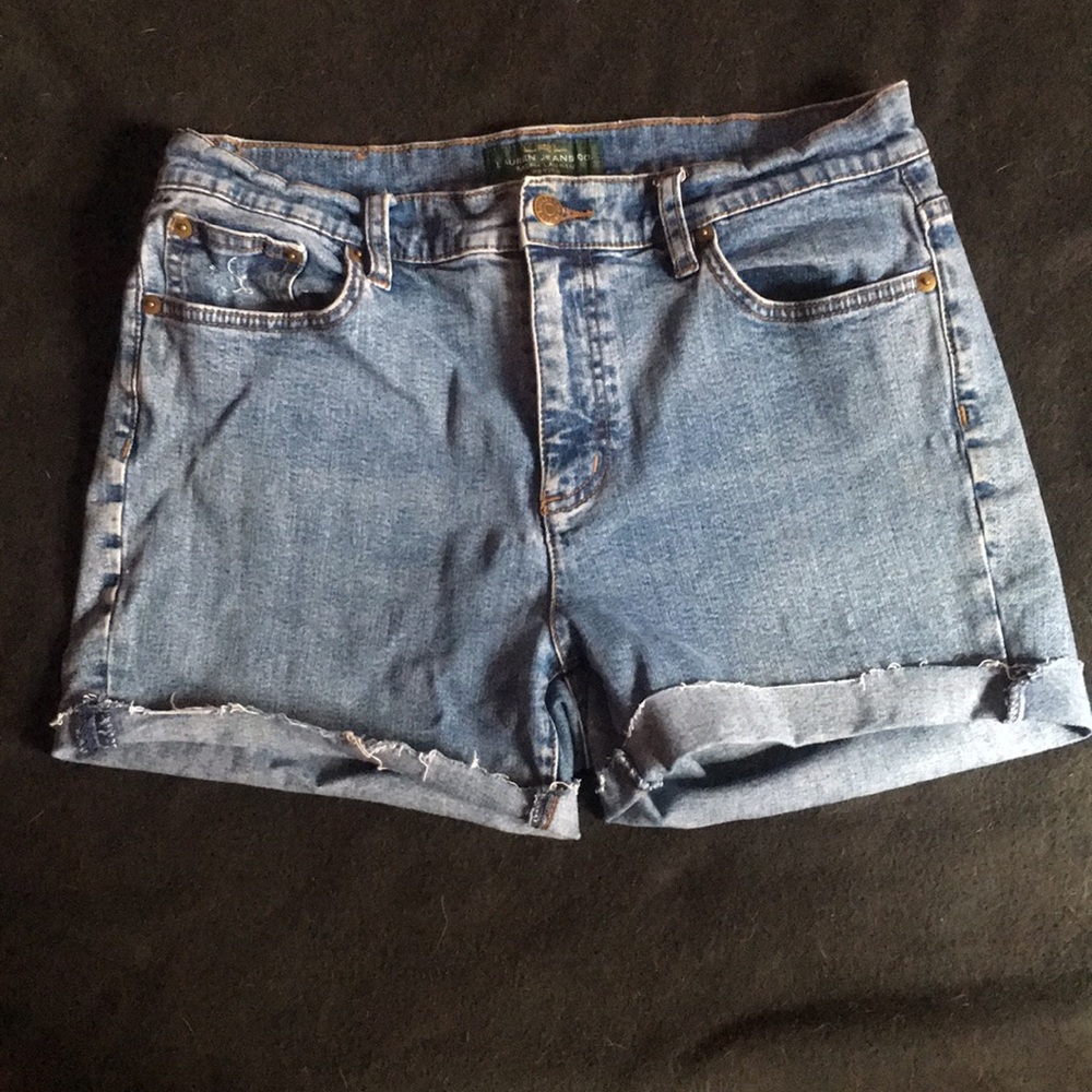 VINTAGE HIGH WAISTED RALPH LAUREN DENIM SHORTS